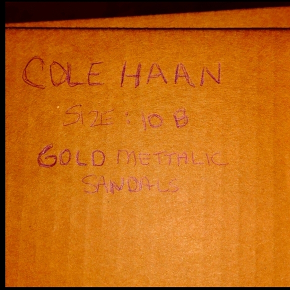 ๐ฃCole Haan๐ฃ Soft Gold Metallic Cloudfeel Leather footwear - Picture 8 of 14